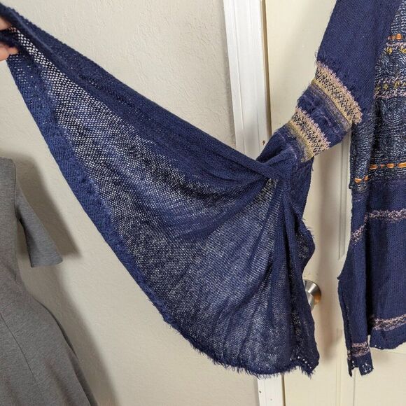 Free People | Navy Bell Sleeve Mixed Knit Sweater Size Medium - Picture 11 of 13